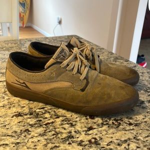 Lakai Riley Hawk used size 10
